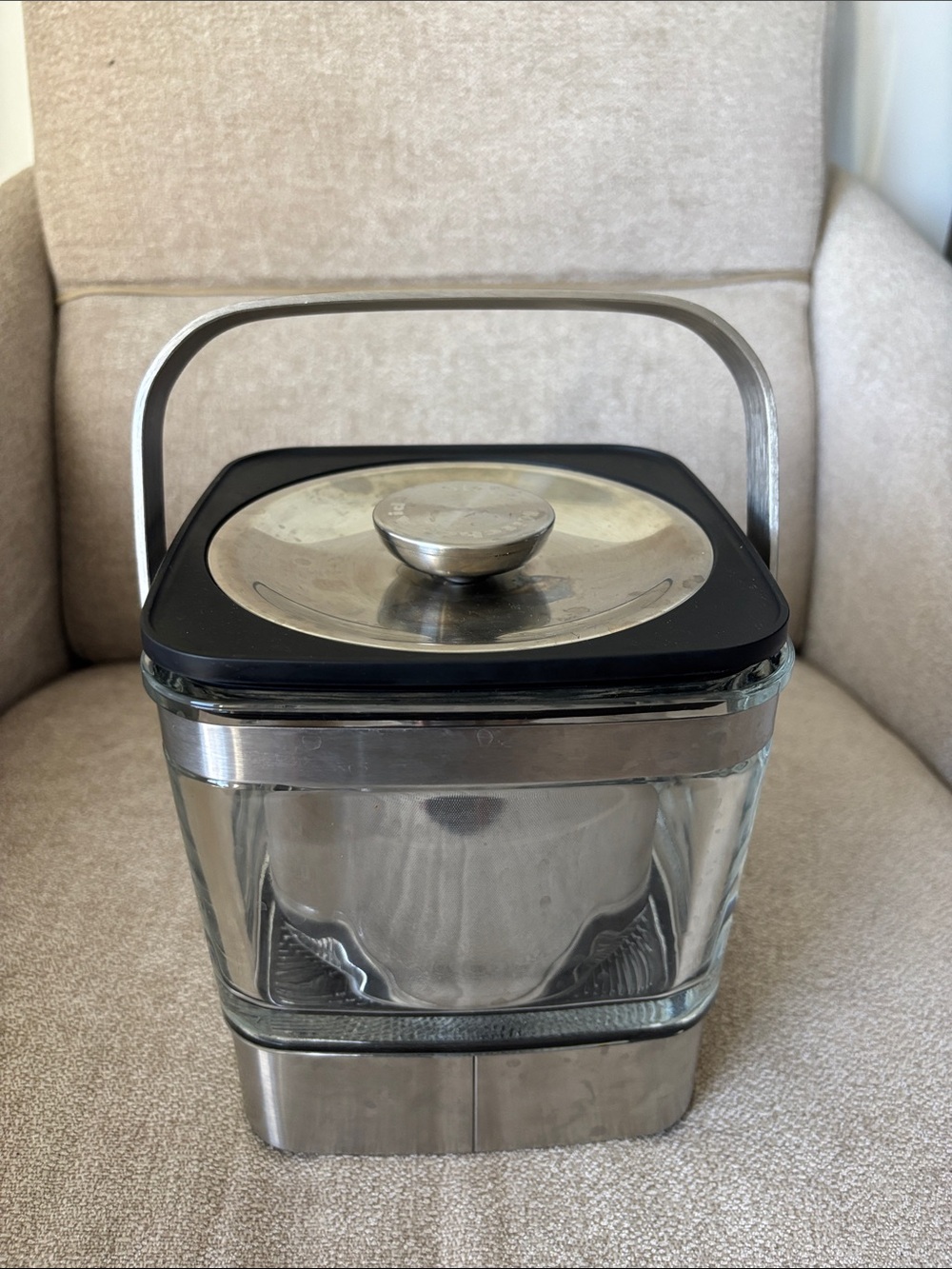 Kitchen Aid Cold Brew Maker - Picture 4 of 4